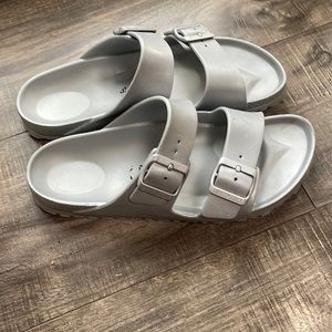 Women’s birkenstocks essentials